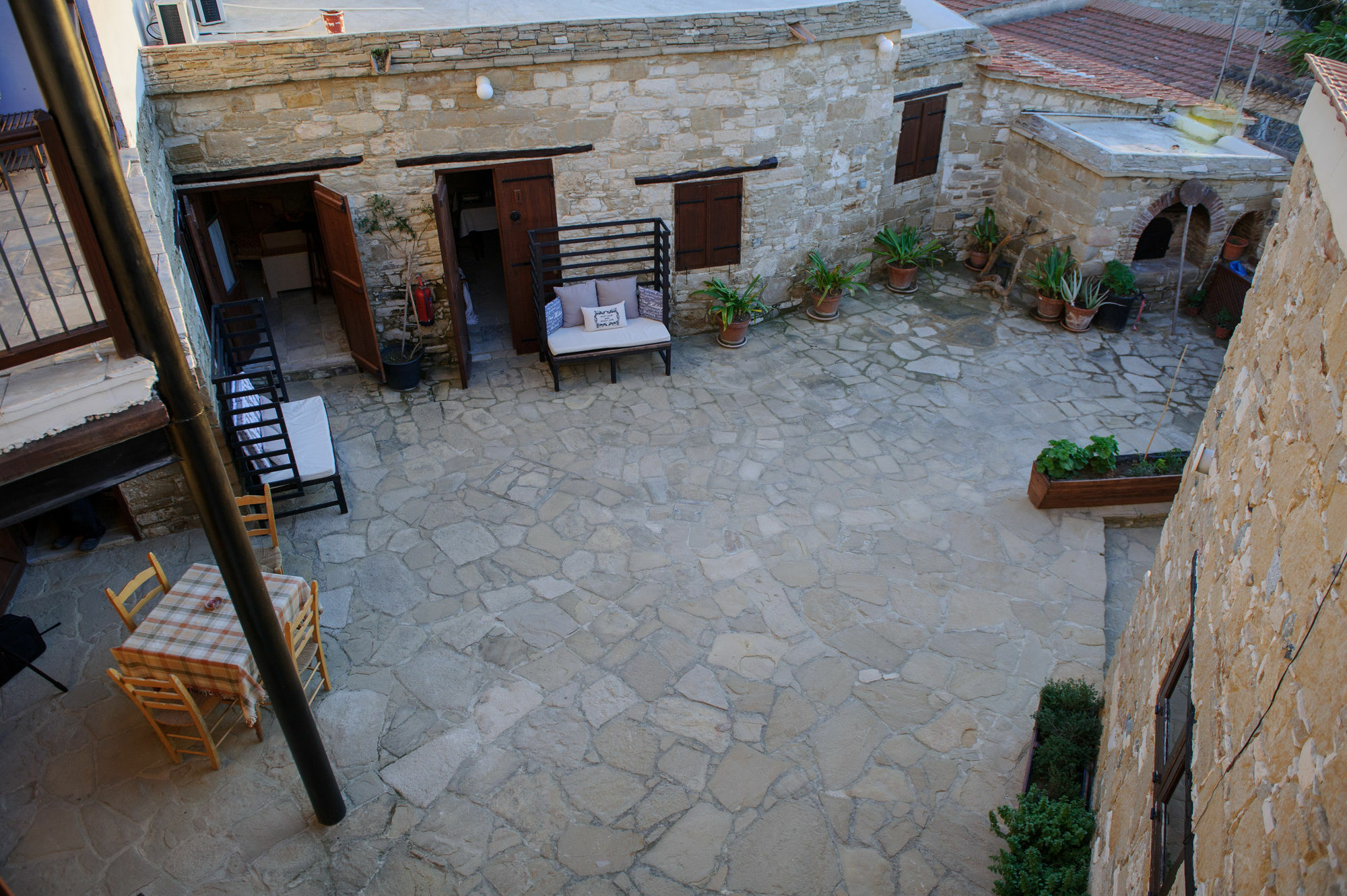 Teacher'S House Maroni Exterior photo